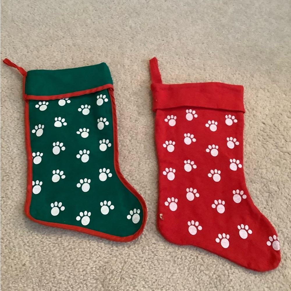 Set of 2 Christmas Stockings For Cats Pet Red & Green Felt White Paw Prints 15”.